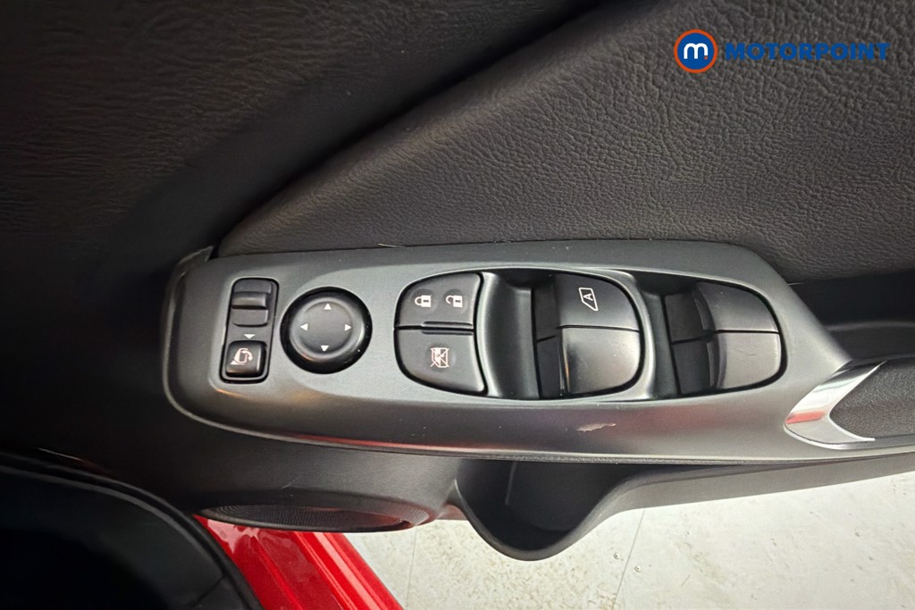 Nissan Juke Acenta Premium Automatic Petrol SUV - Stock Number (1641705) - 20th supplementary image