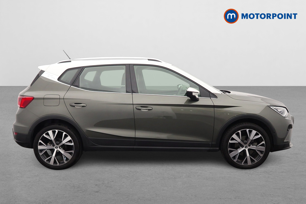 Seat Arona Xperience Lux Automatic Petrol SUV - Stock Number (1642087) - Drivers side