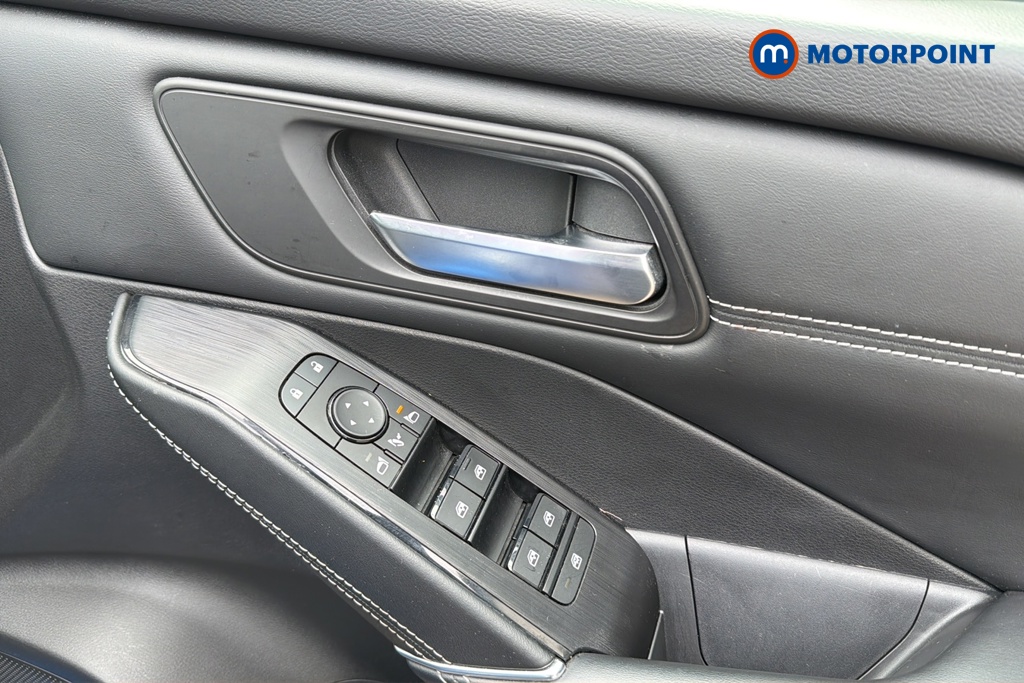 Nissan Qashqai N-Connecta Automatic Petrol-Electric Hybrid SUV - Stock Number (1642340) - 19th supplementary image