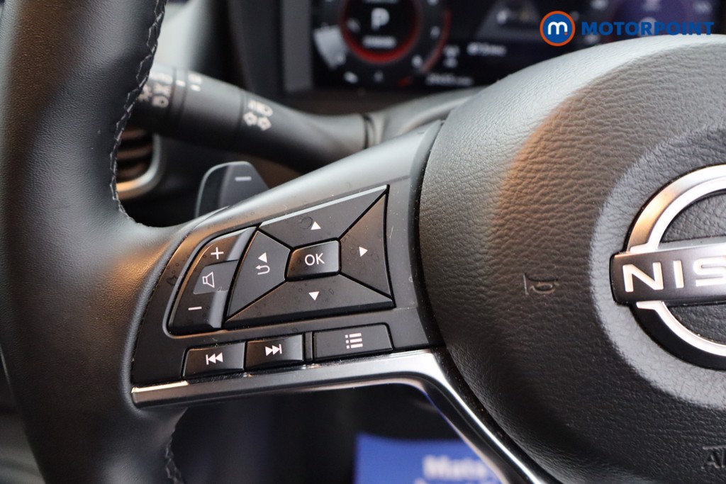 Nissan Juke N-Connecta Automatic Petrol SUV - Stock Number (1642422) - 16th supplementary image