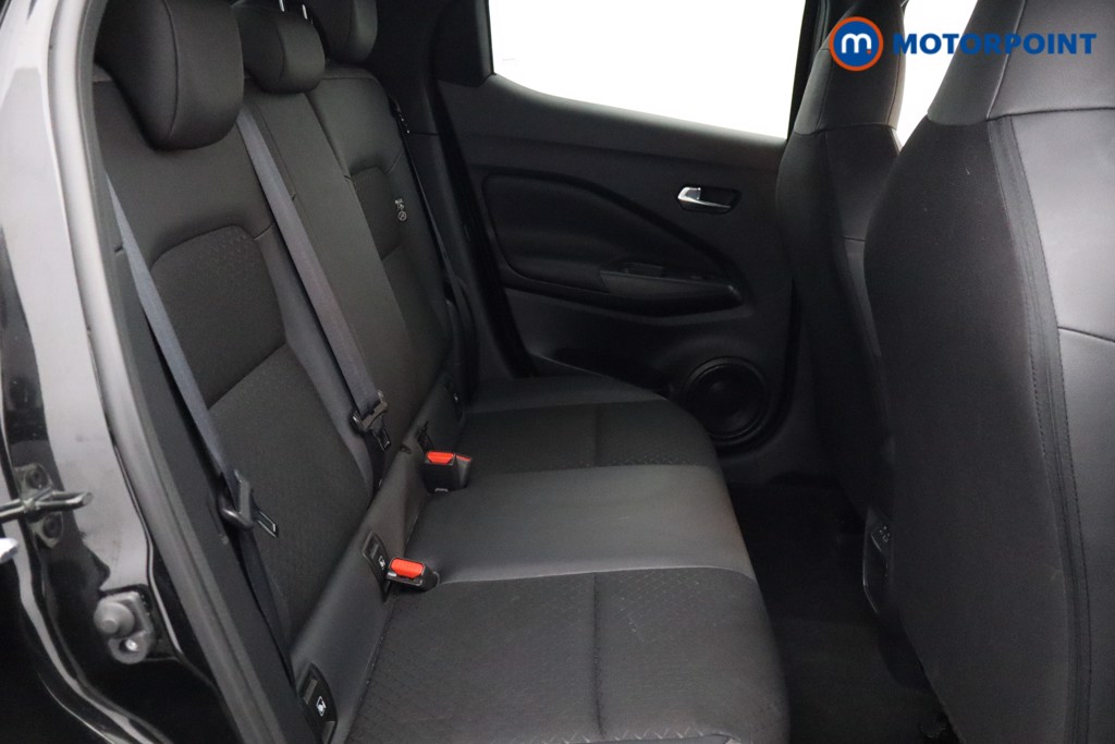 Nissan Juke N-Connecta Automatic Petrol SUV - Stock Number (1642422) - 20th supplementary image