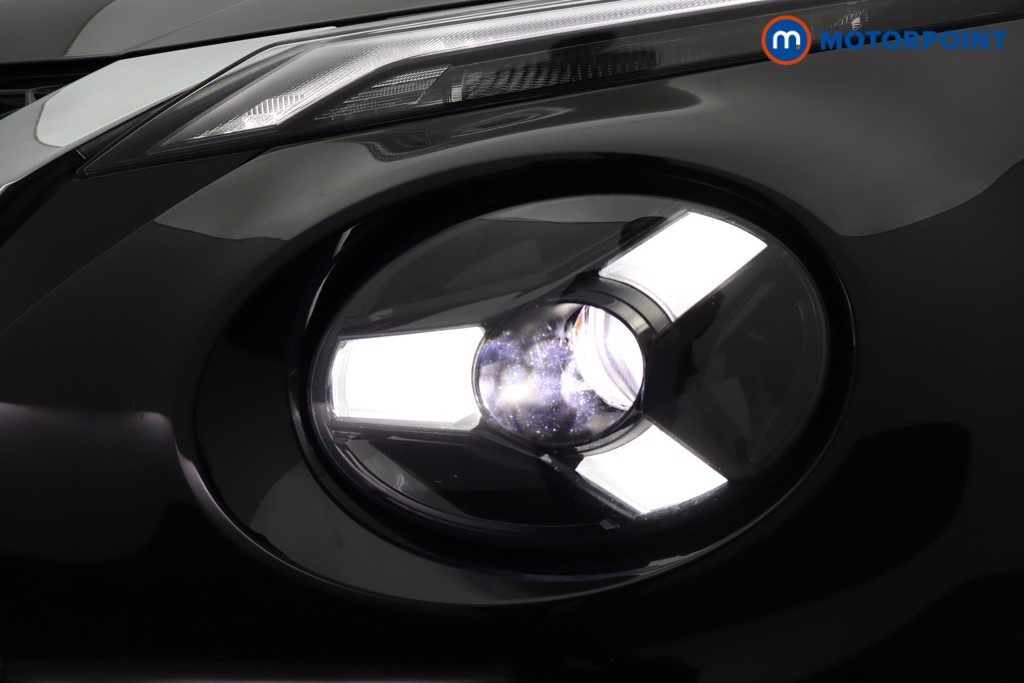Nissan Juke N-Connecta Automatic Petrol SUV - Stock Number (1642422) - 27th supplementary image
