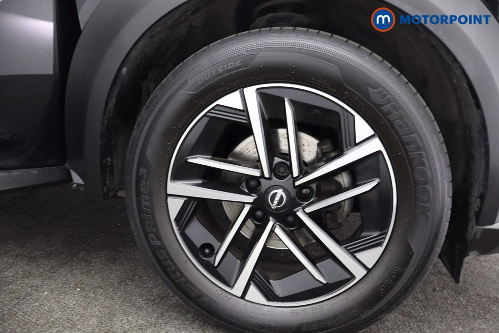 Nissan Juke N-Connecta Automatic Petrol SUV - Stock Number (1642422) - 32nd supplementary image