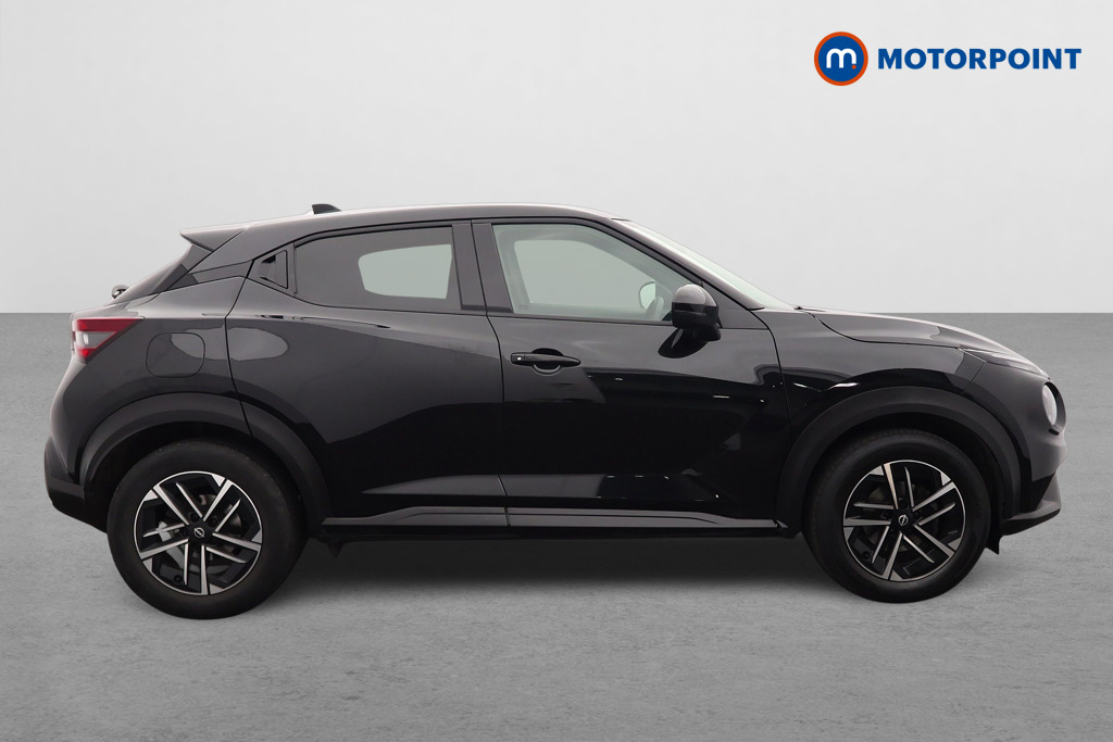 Nissan Juke N-Connecta Automatic Petrol SUV - Stock Number (1642422) - Drivers side