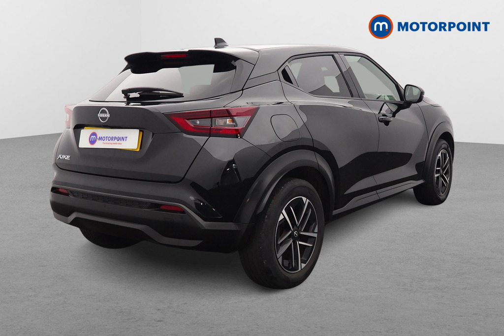 Nissan Juke N-Connecta Automatic Petrol SUV - Stock Number (1642422) - Drivers side rear corner