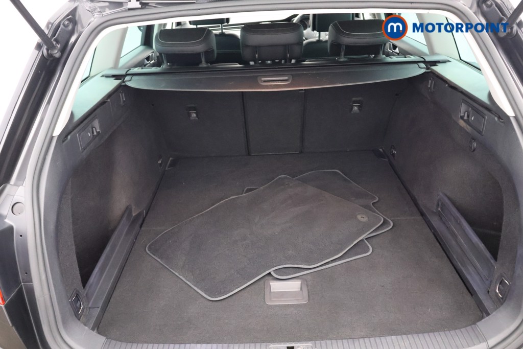 Volkswagen Passat SEL Automatic Petrol Estate - Stock Number (1642557) - 19th supplementary image