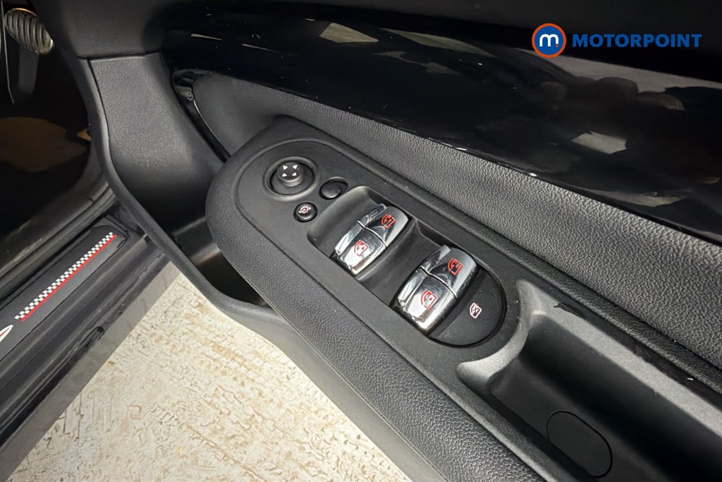 Mini Clubman Cooper S Sport Automatic Petrol Estate - Stock Number (1642599) - 20th supplementary image