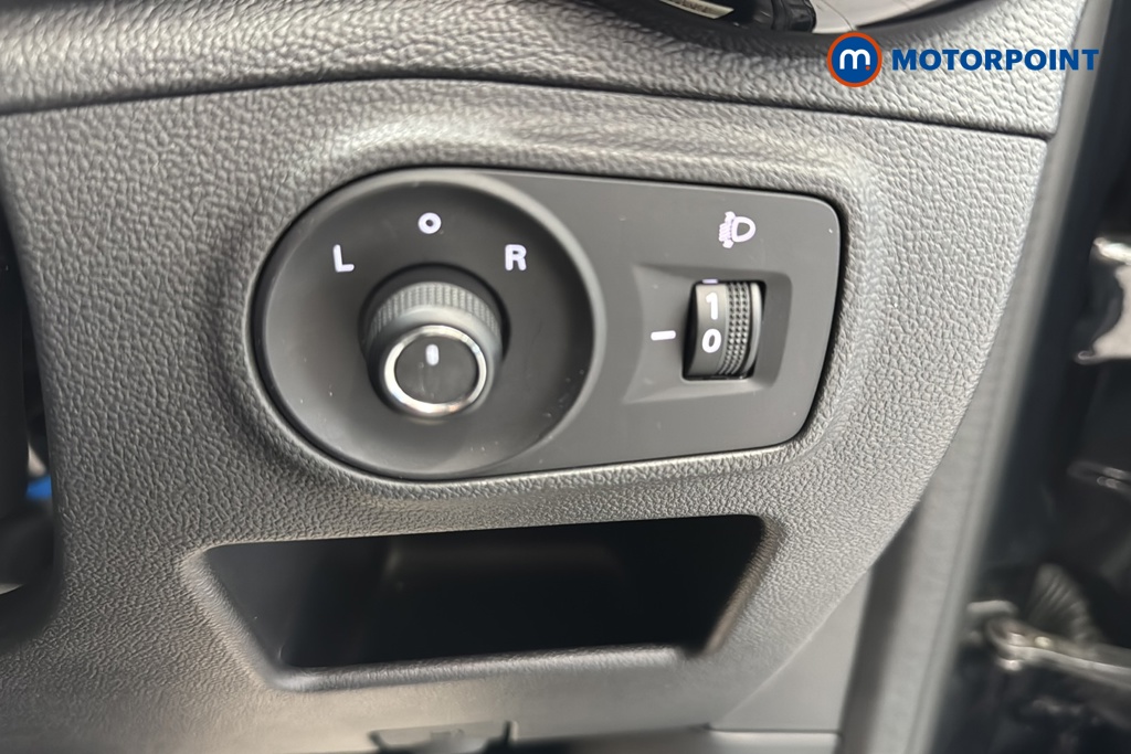 Mg Motor Uk MG3 Excite Manual Petrol Hatchback - Stock Number (1642761) - 11th supplementary image
