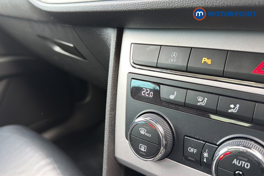 Seat Leon Xcellence Lux Manual Petrol Hatchback - Stock Number (1643012) - 14th supplementary image