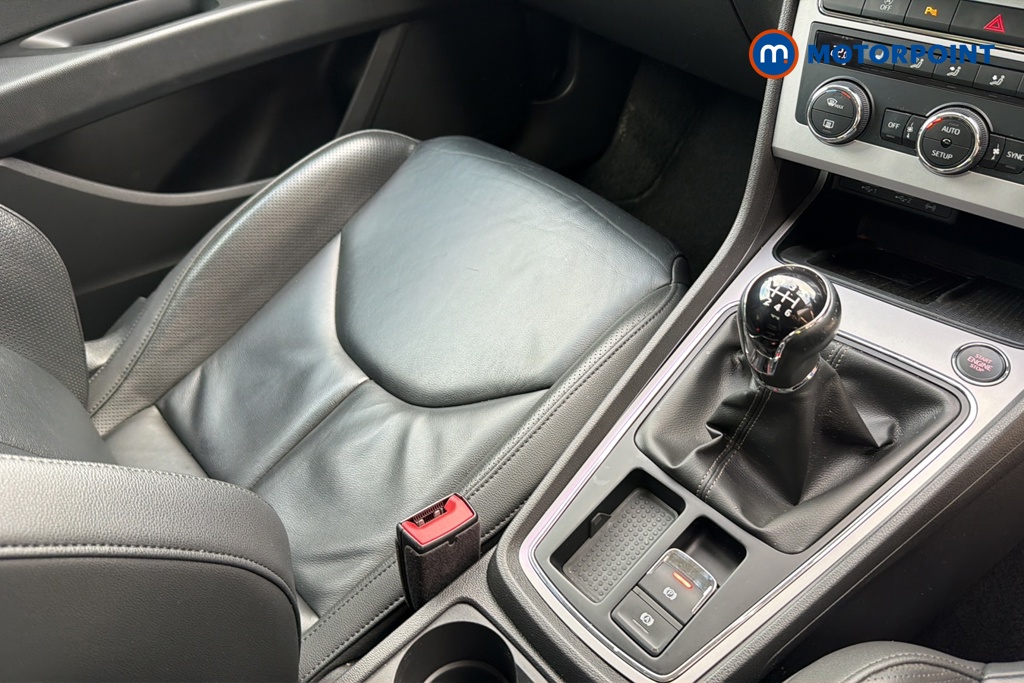 Seat Leon Xcellence Lux Manual Petrol Hatchback - Stock Number (1643012) - 15th supplementary image