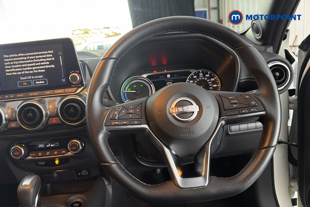 Nissan Juke N-Connecta Automatic Petrol-Electric Hybrid SUV - Stock Number (1643192) - 2nd supplementary image