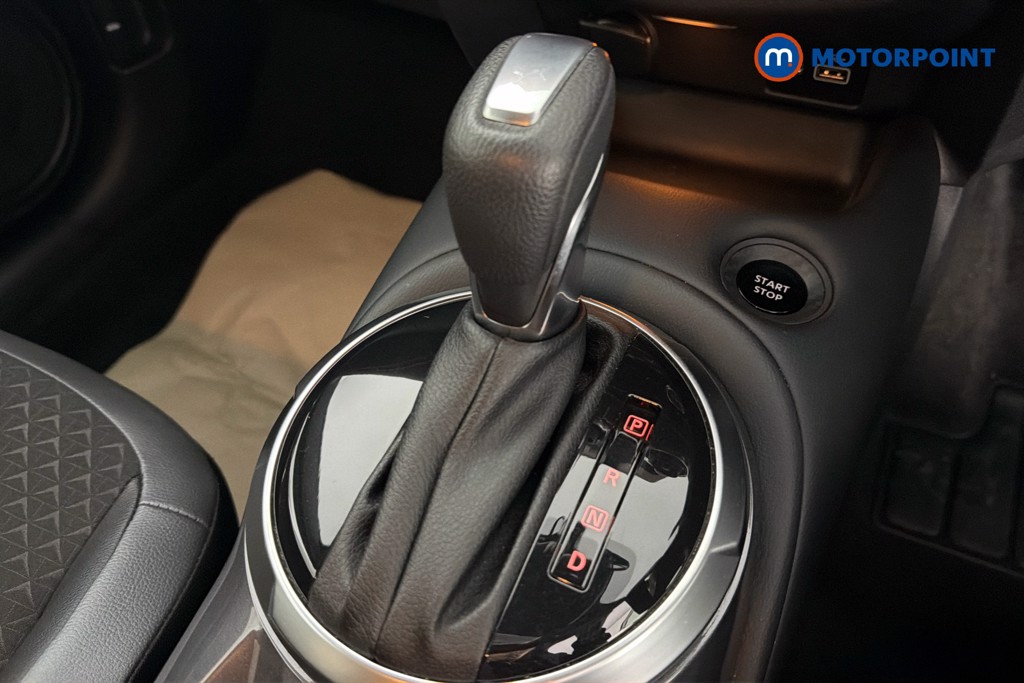 Nissan Juke N-Connecta Automatic Petrol-Electric Hybrid SUV - Stock Number (1643192) - 15th supplementary image