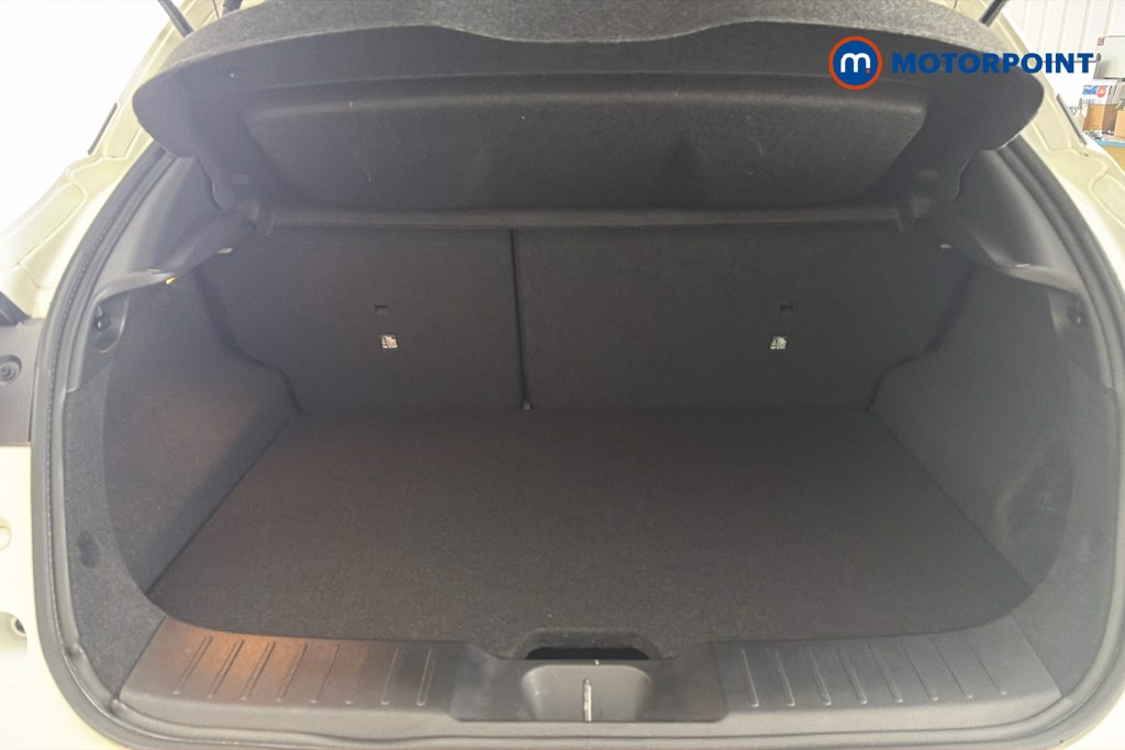 Nissan Juke N-Connecta Automatic Petrol-Electric Hybrid SUV - Stock Number (1643192) - 33rd supplementary image