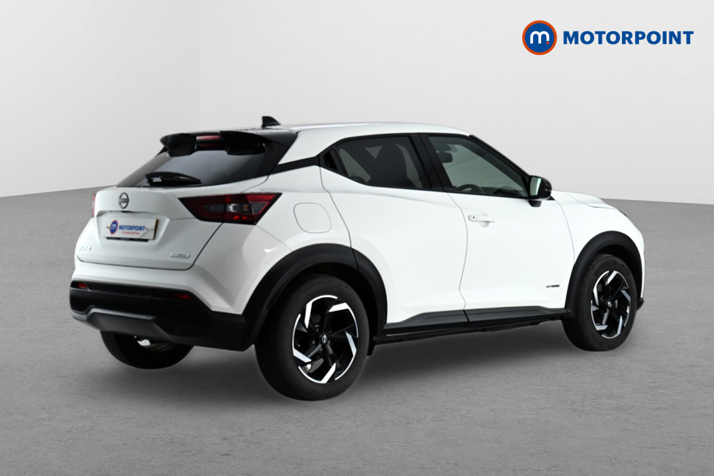 Nissan Juke N-Connecta Automatic Petrol-Electric Hybrid SUV - Stock Number (1643192) - Drivers side rear corner