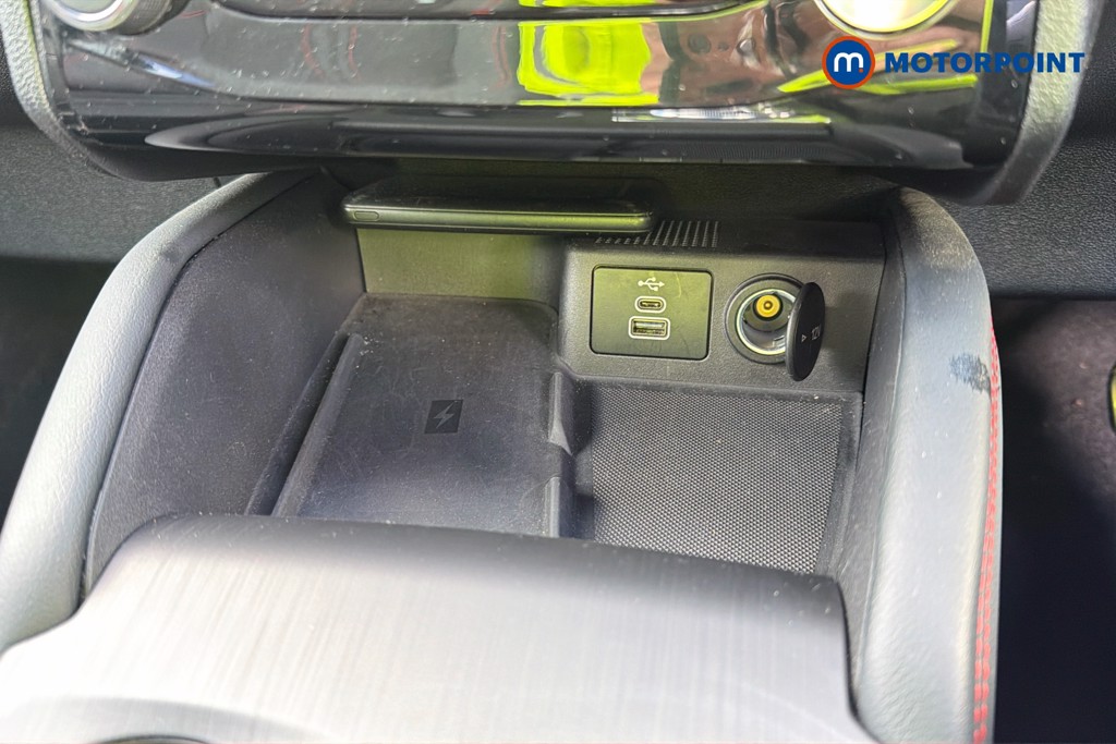 Ford Kuga St-Line Automatic Petrol-Electric Hybrid SUV - Stock Number (1643237) - 17th supplementary image