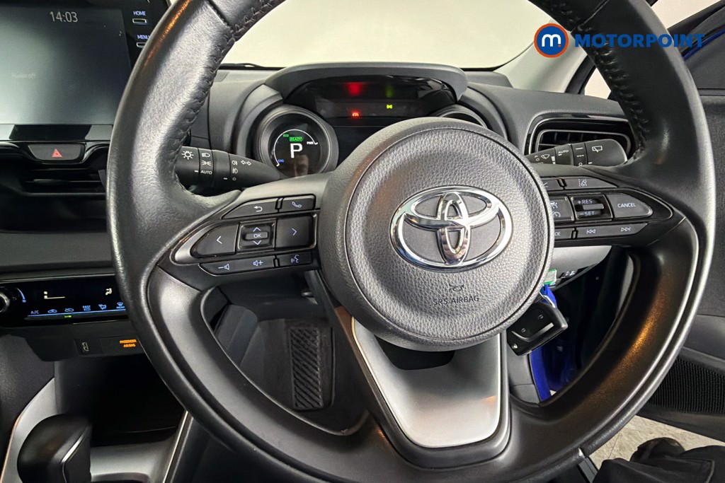 Toyota Yaris Design Automatic Petrol-Electric Hybrid Hatchback - Stock Number (1643296) - 5th supplementary image