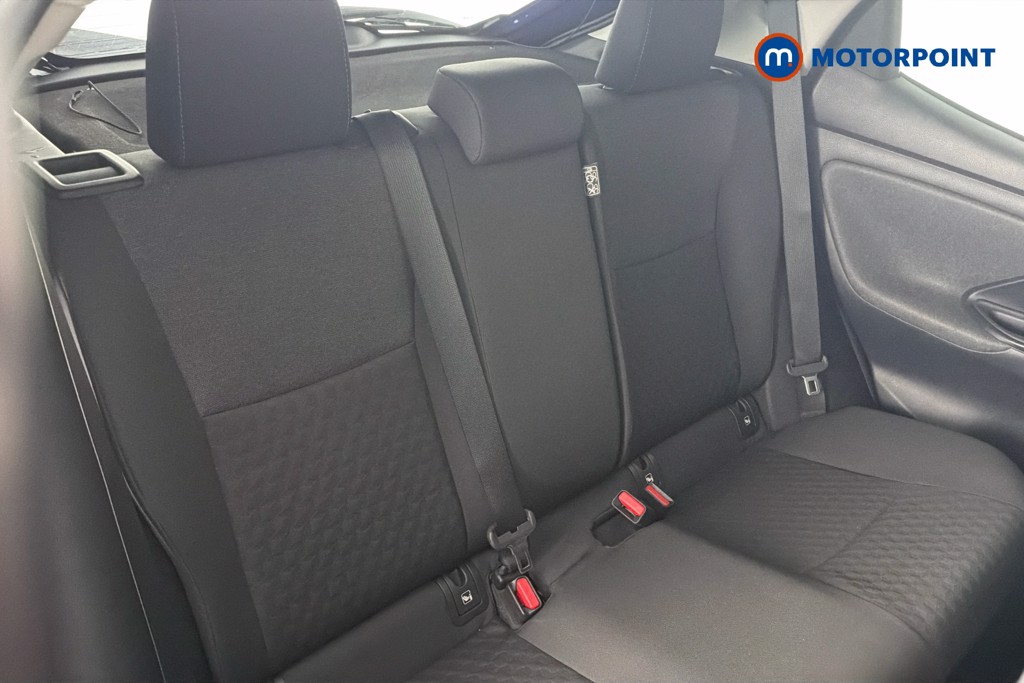 Toyota Yaris Design Automatic Petrol-Electric Hybrid Hatchback - Stock Number (1643296) - 28th supplementary image