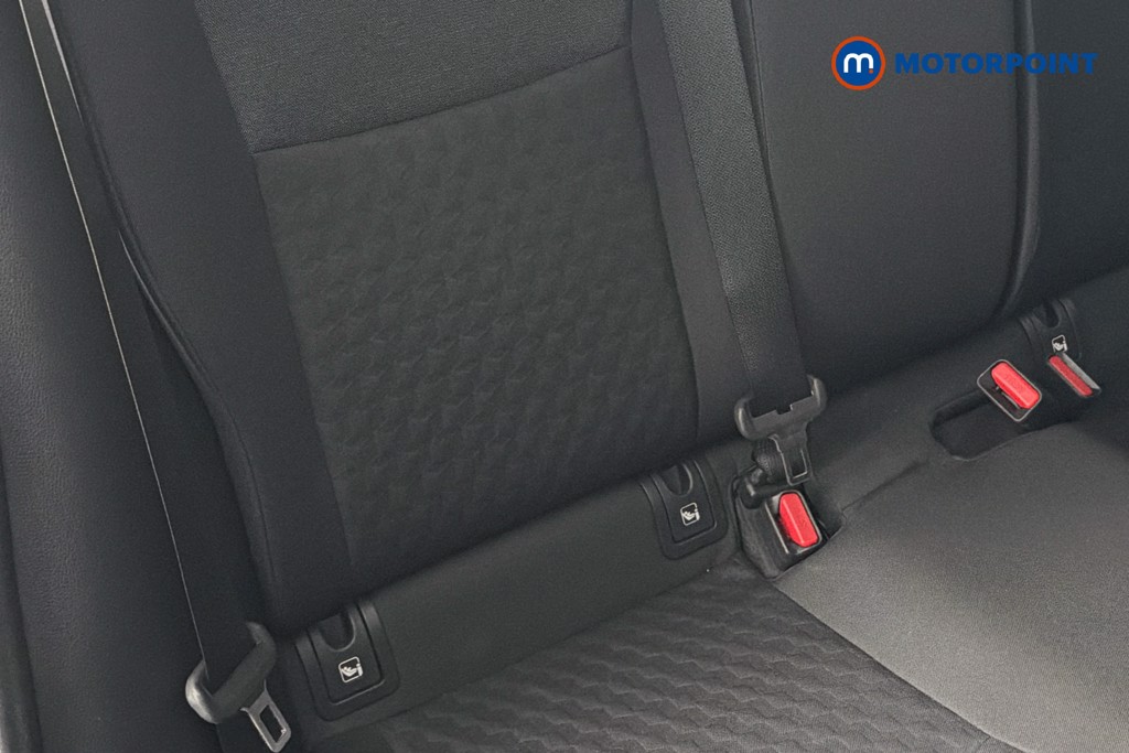 Toyota Yaris Design Automatic Petrol-Electric Hybrid Hatchback - Stock Number (1643296) - 29th supplementary image