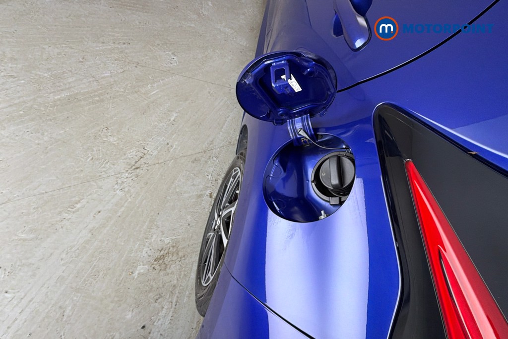 Toyota Yaris Design Automatic Petrol-Electric Hybrid Hatchback - Stock Number (1643296) - 41st supplementary image