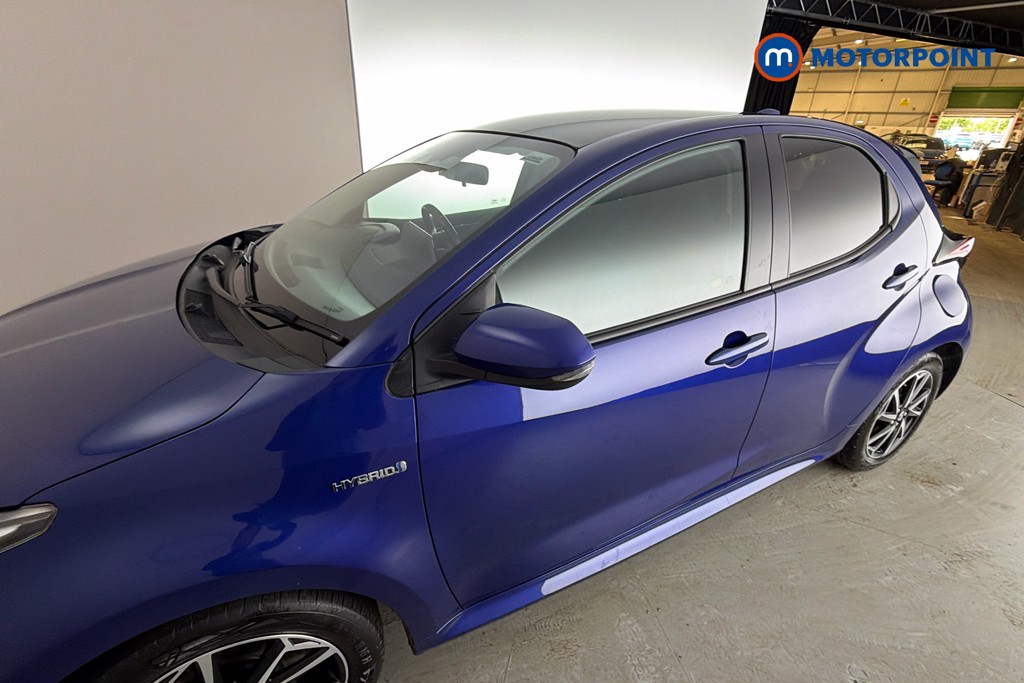 Toyota Yaris Design Automatic Petrol-Electric Hybrid Hatchback - Stock Number (1643296) - 43rd supplementary image