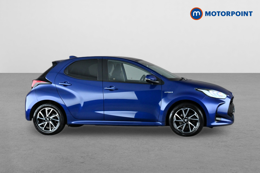 Toyota Yaris Design Automatic Petrol-Electric Hybrid Hatchback - Stock Number (1643296) - Drivers side
