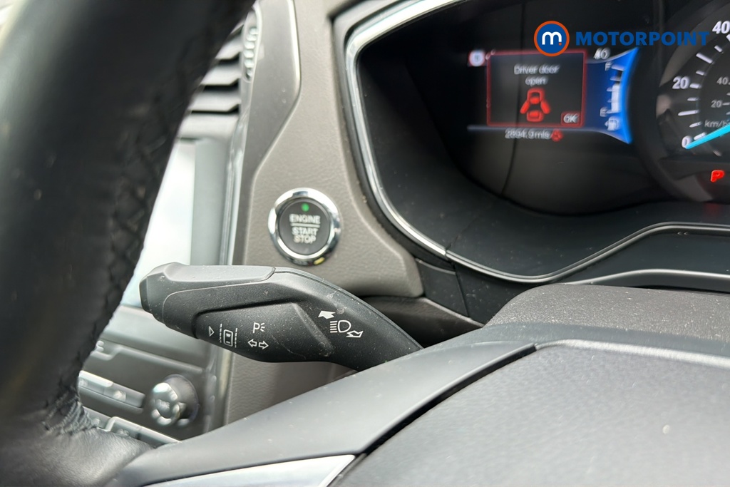 Ford Mondeo Titanium Edition Automatic Petrol-Electric Hybrid Saloon - Stock Number (1643558) - 5th supplementary image