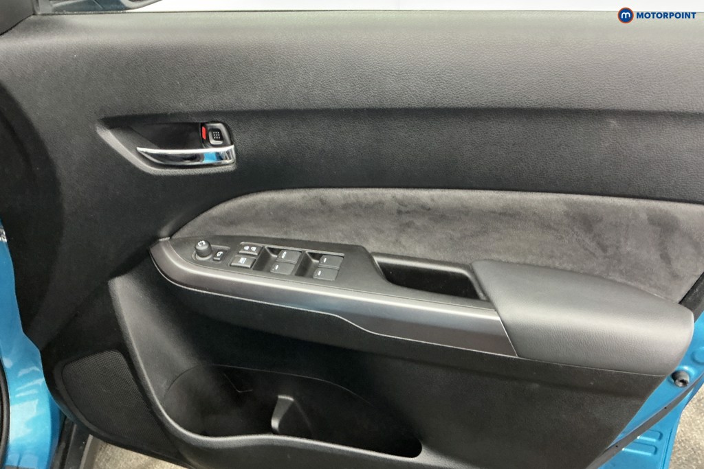 Suzuki Vitara SZ5 Manual Petrol SUV - Stock Number (1643560) - 26th supplementary image