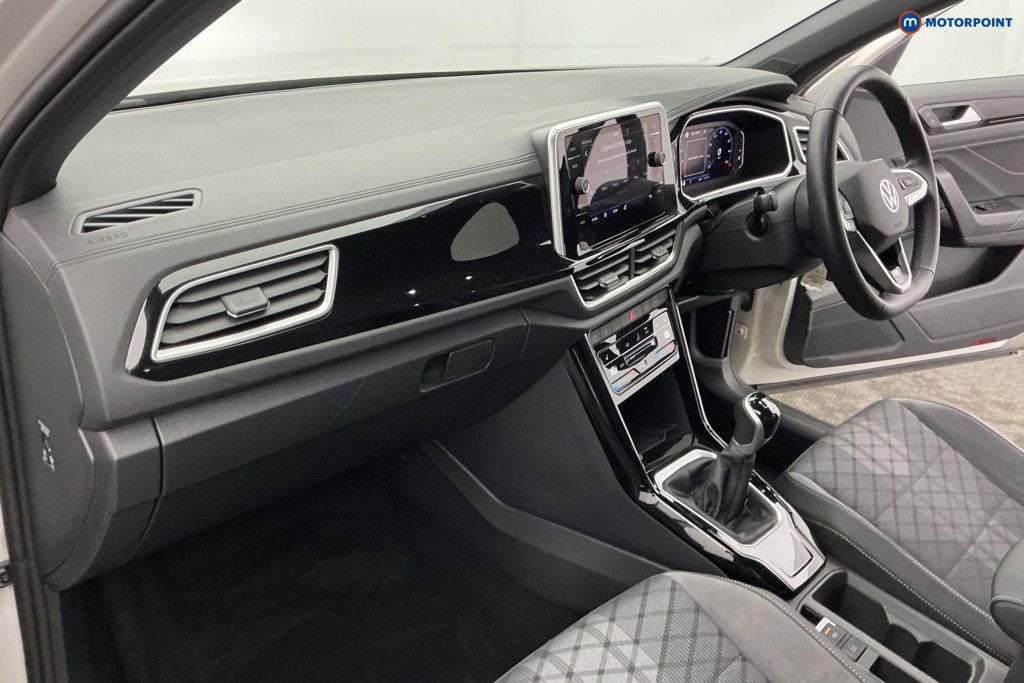 Volkswagen T-Roc R-Line Manual Petrol SUV - Stock Number (1643583) - 9th supplementary image