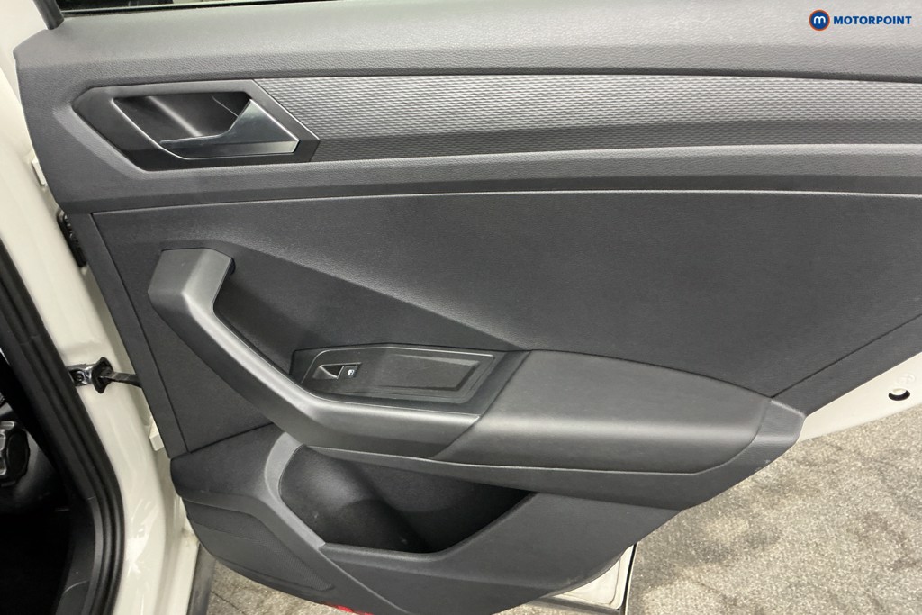 Volkswagen T-Roc R-Line Manual Petrol SUV - Stock Number (1643583) - 26th supplementary image