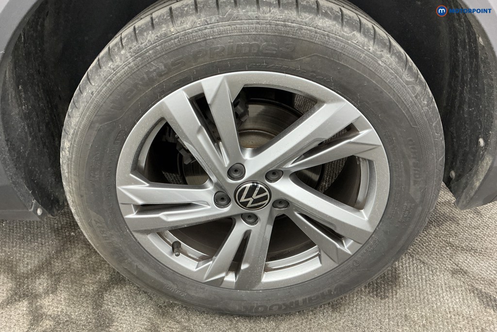 Volkswagen T-Roc R-Line Manual Petrol SUV - Stock Number (1643583) - 37th supplementary image