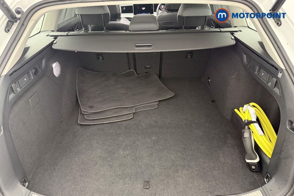 Volkswagen Passat Life Automatic Petrol Plug-In Hybrid Estate - Stock Number (1643782) - 5th supplementary image