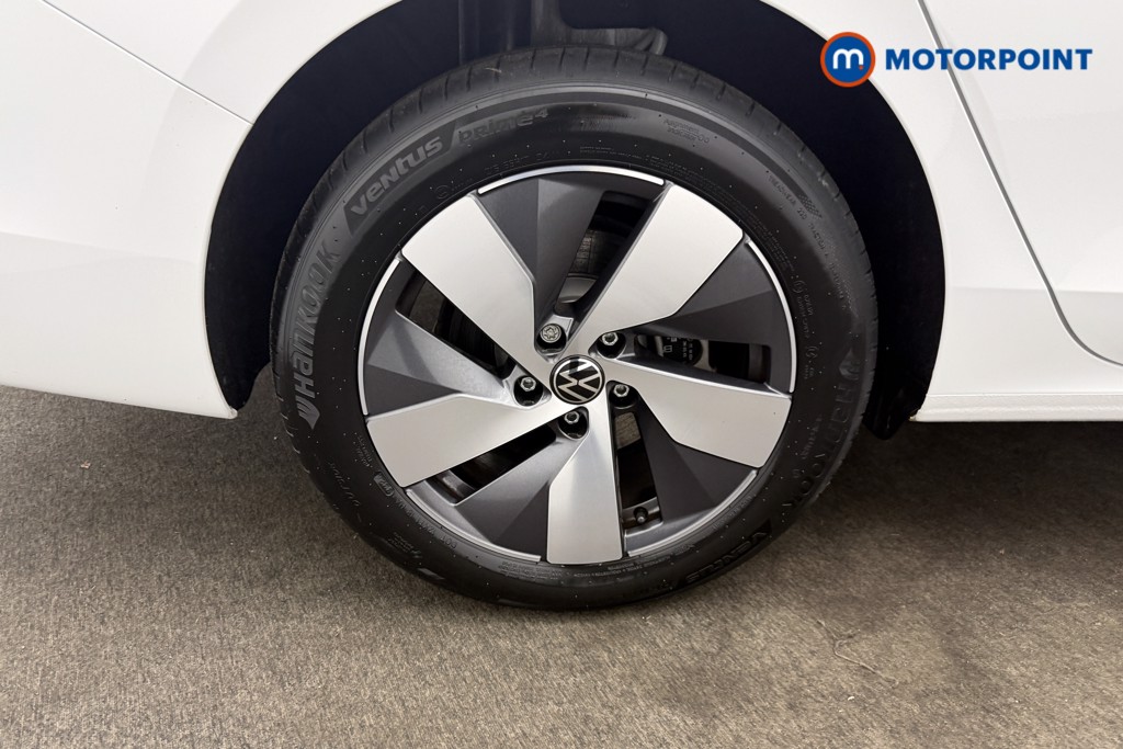 Volkswagen Passat Life Automatic Petrol Plug-In Hybrid Estate - Stock Number (1643782) - 25th supplementary image