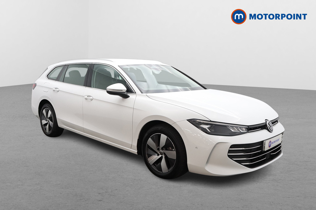 Volkswagen Passat Life Automatic Petrol Plug-In Hybrid Estate - Stock Number (1643782) - Drivers side front corner