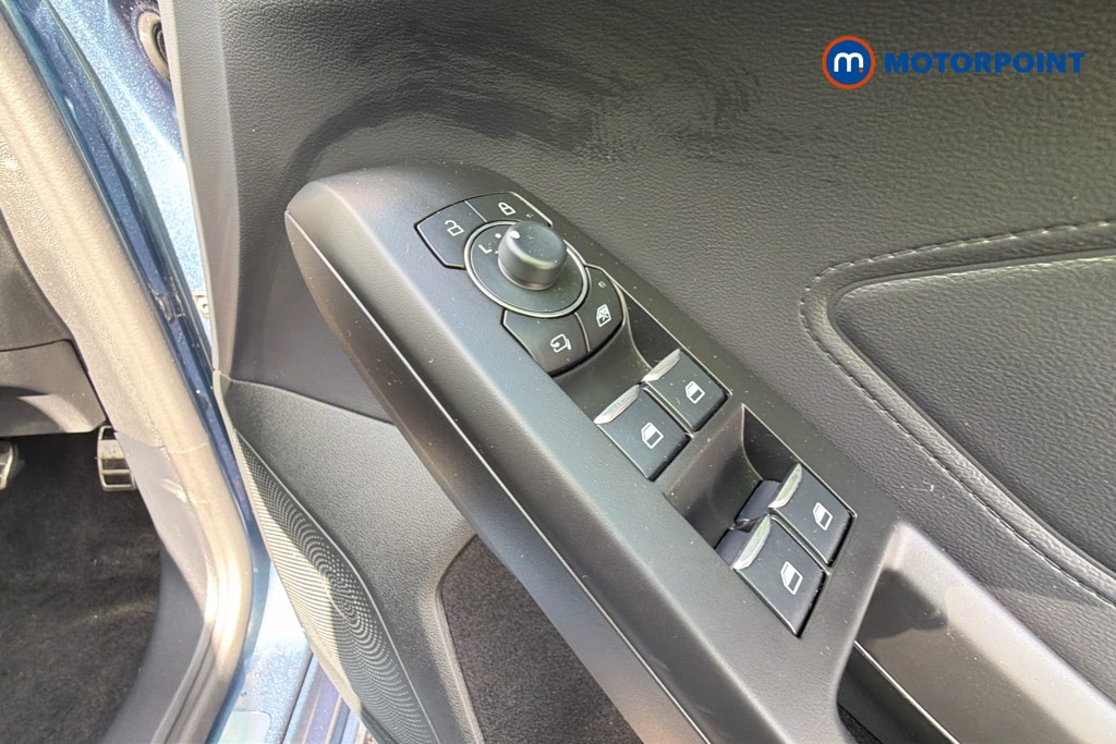 Ford Focus St-Line X Automatic Petrol Estate - Stock Number (1643844) - 20th supplementary image