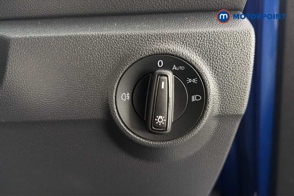 Volkswagen T-Roc Life Manual Petrol SUV - Stock Number (1643960) - 18th supplementary image