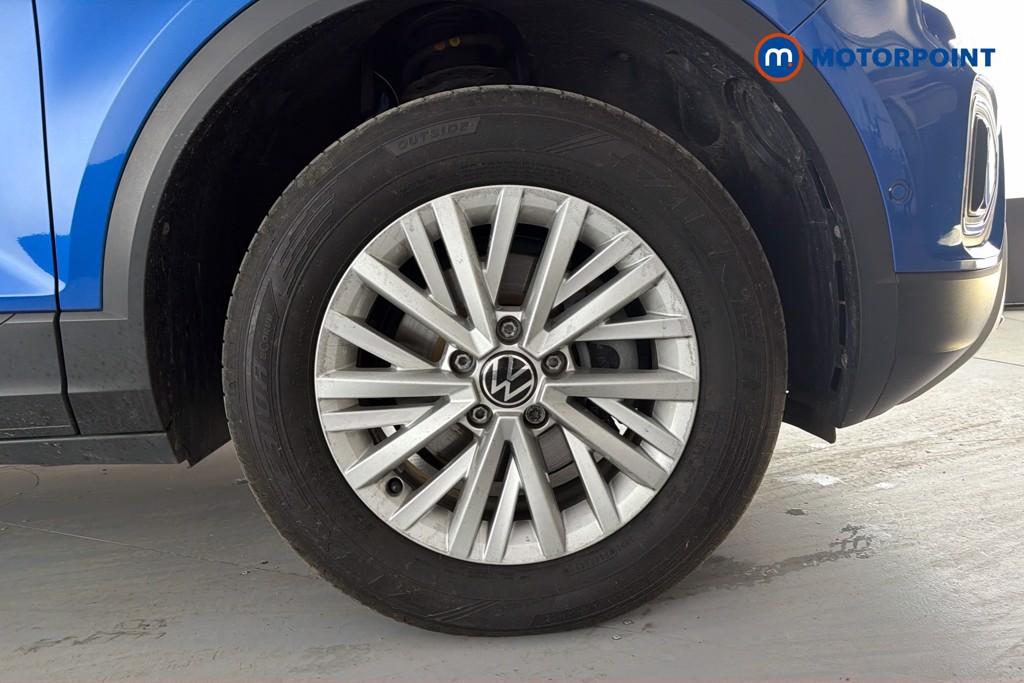 Volkswagen T-Roc Life Manual Petrol SUV - Stock Number (1643960) - 50th supplementary image