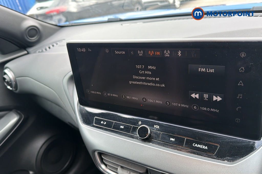 Nissan Juke N-Connecta Automatic Petrol-Electric Hybrid SUV - Stock Number (1644129) - 8th supplementary image