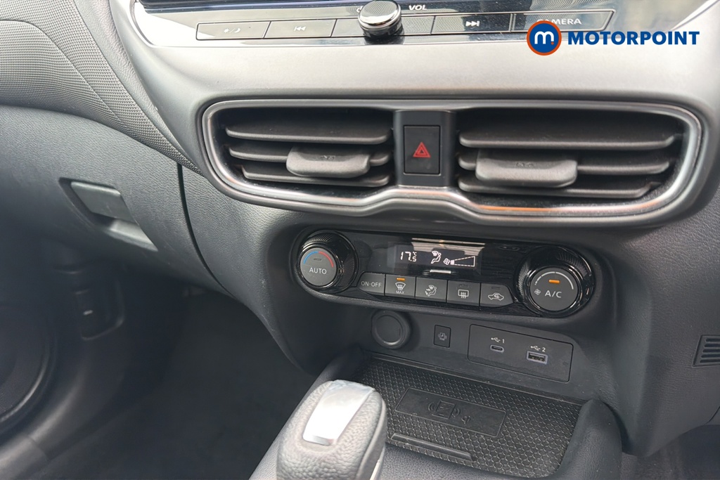 Nissan Juke N-Connecta Automatic Petrol-Electric Hybrid SUV - Stock Number (1644129) - 12th supplementary image