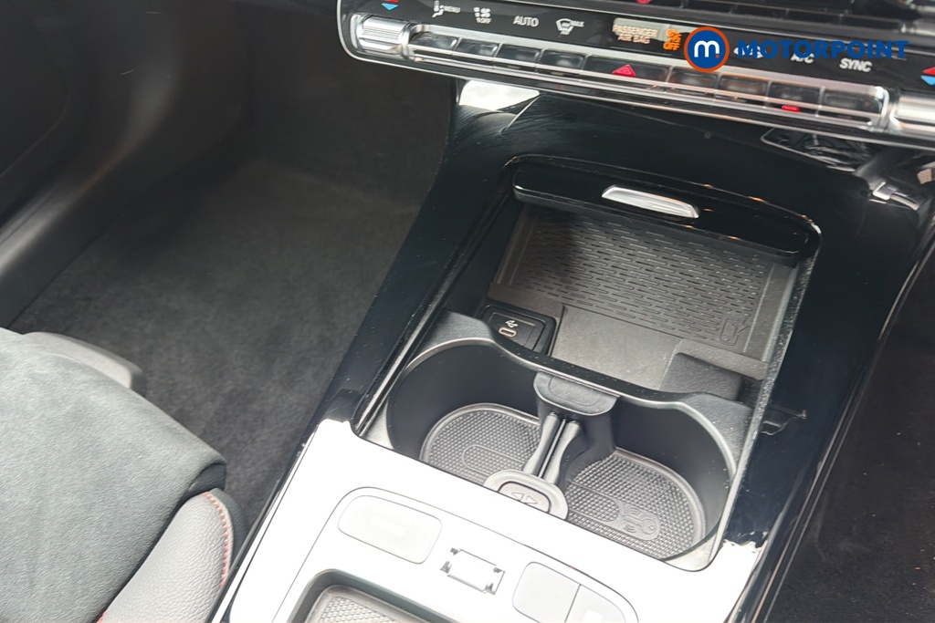 Mercedes-Benz A Class Amg Line Automatic Petrol Hatchback - Stock Number (1644201) - 16th supplementary image