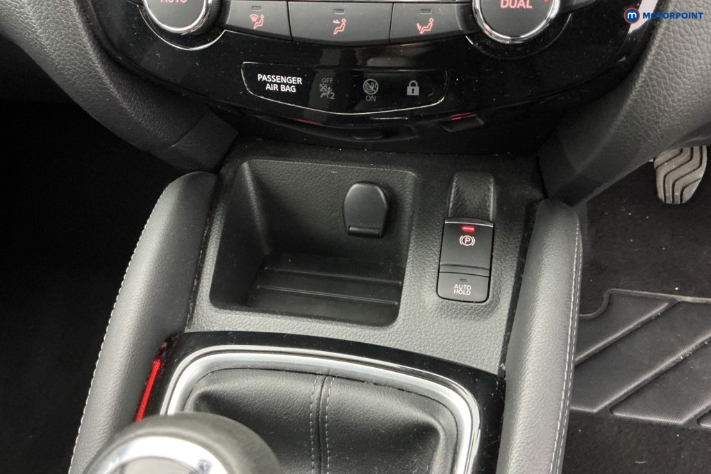 Nissan Qashqai Acenta Premium Manual Petrol SUV - Stock Number (1644205) - 15th supplementary image