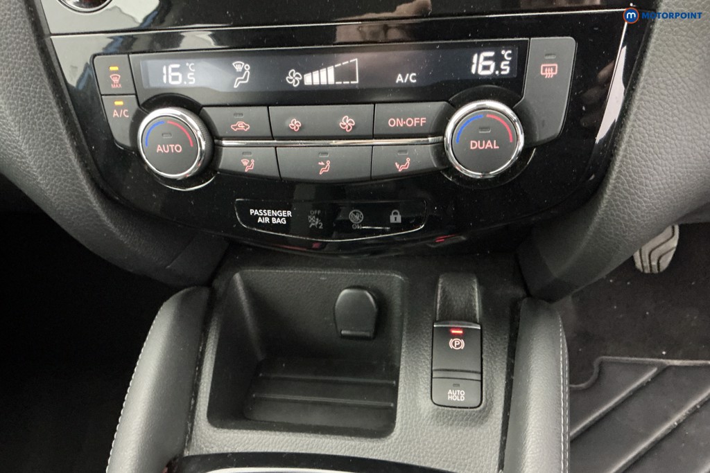 Nissan Qashqai Acenta Premium Manual Petrol SUV - Stock Number (1644205) - 16th supplementary image