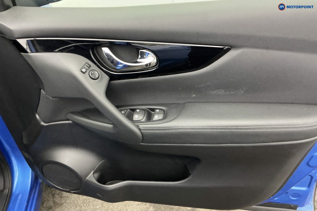 Nissan Qashqai Acenta Premium Manual Petrol SUV - Stock Number (1644205) - 23rd supplementary image