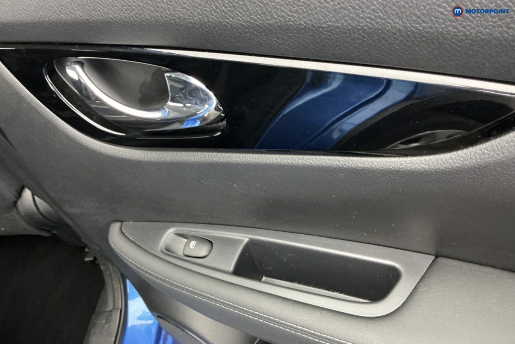 Nissan Qashqai Acenta Premium Manual Petrol SUV - Stock Number (1644205) - 26th supplementary image