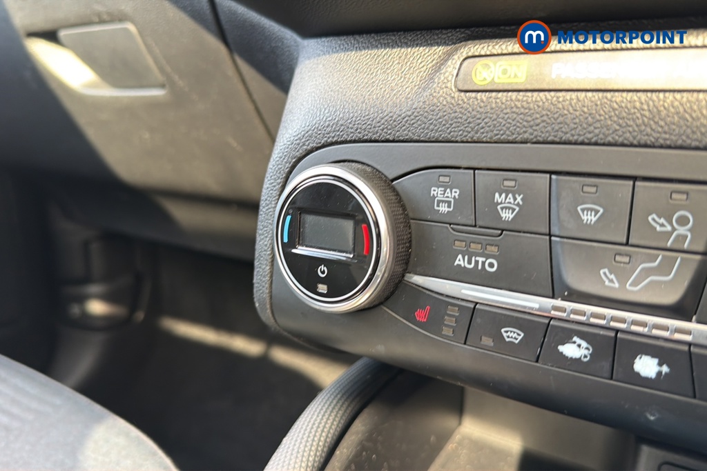 Ford Focus Active X Manual Petrol Hatchback - Stock Number (1644209) - 14th supplementary image