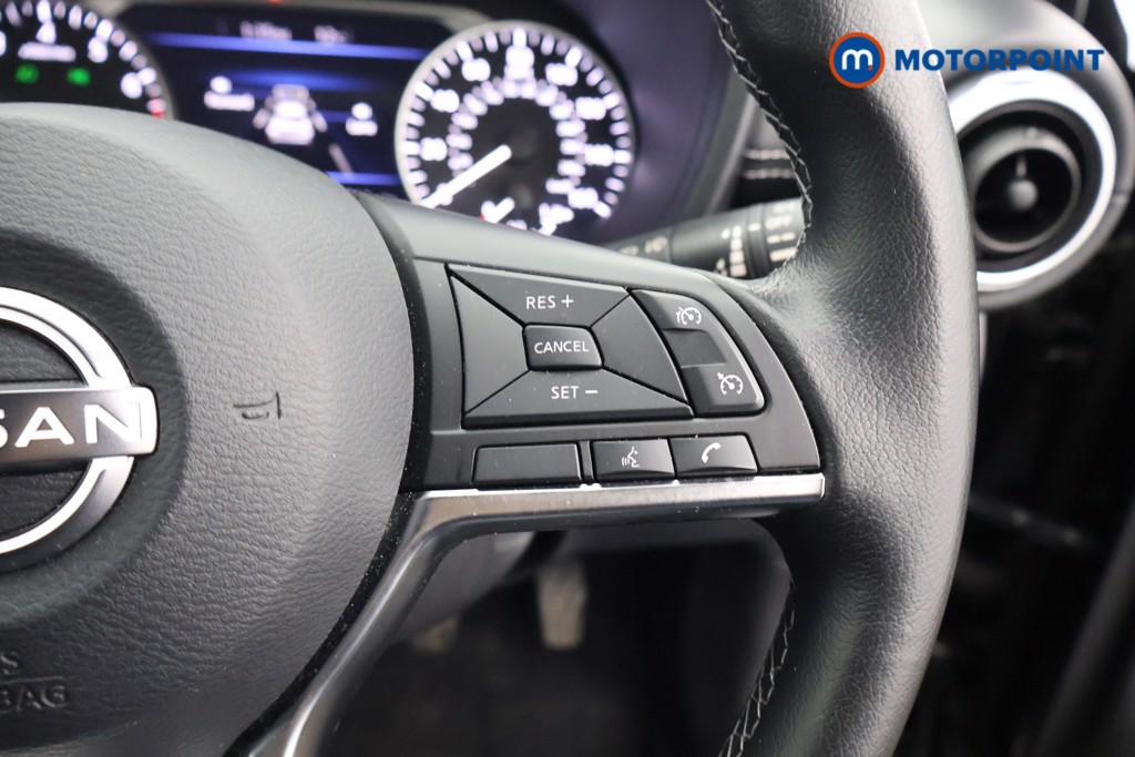 Nissan Juke N-Connecta Manual Petrol SUV - Stock Number (1644261) - 3rd supplementary image