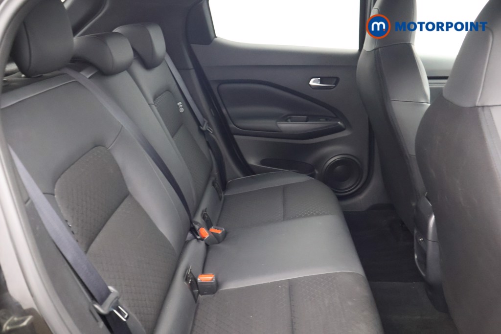 Nissan Juke N-Connecta Manual Petrol SUV - Stock Number (1644261) - 14th supplementary image