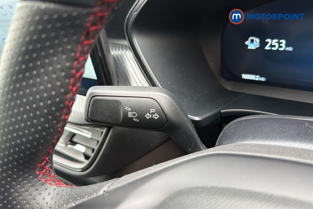 Ford Kuga St-Line Automatic Petrol-Electric Hybrid SUV - Stock Number (1644292) - 5th supplementary image