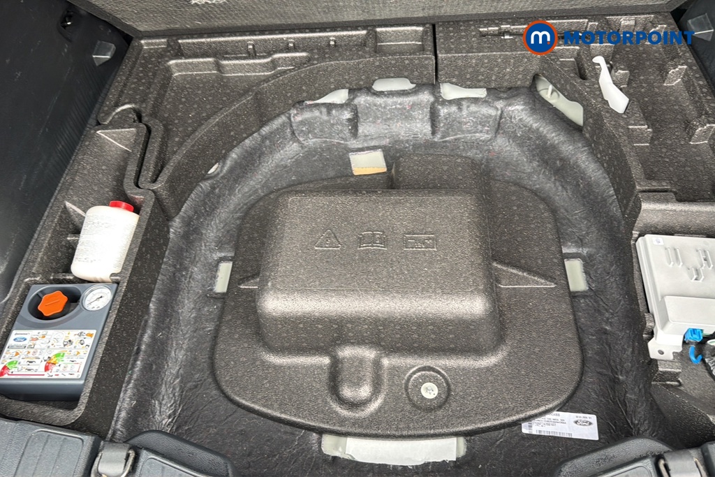 Ford Kuga St-Line Automatic Petrol-Electric Hybrid SUV - Stock Number (1644292) - 33rd supplementary image