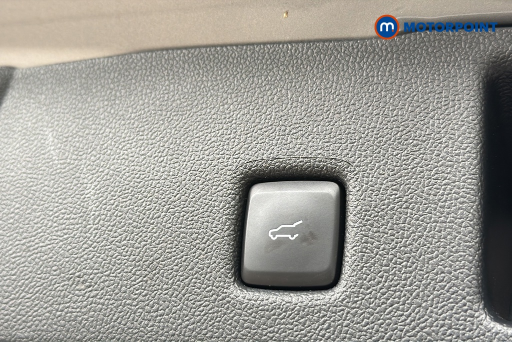 Ford Kuga St-Line Automatic Petrol-Electric Hybrid SUV - Stock Number (1644292) - 35th supplementary image