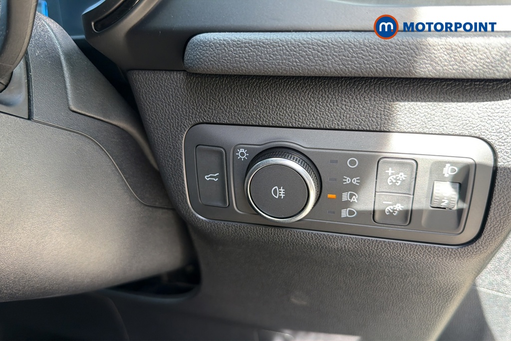 Ford Kuga St-Line Automatic Petrol-Electric Hybrid SUV - Stock Number (1644503) - 11th supplementary image